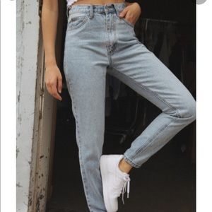 Brandy Melville Jeans don’t buy taking offers